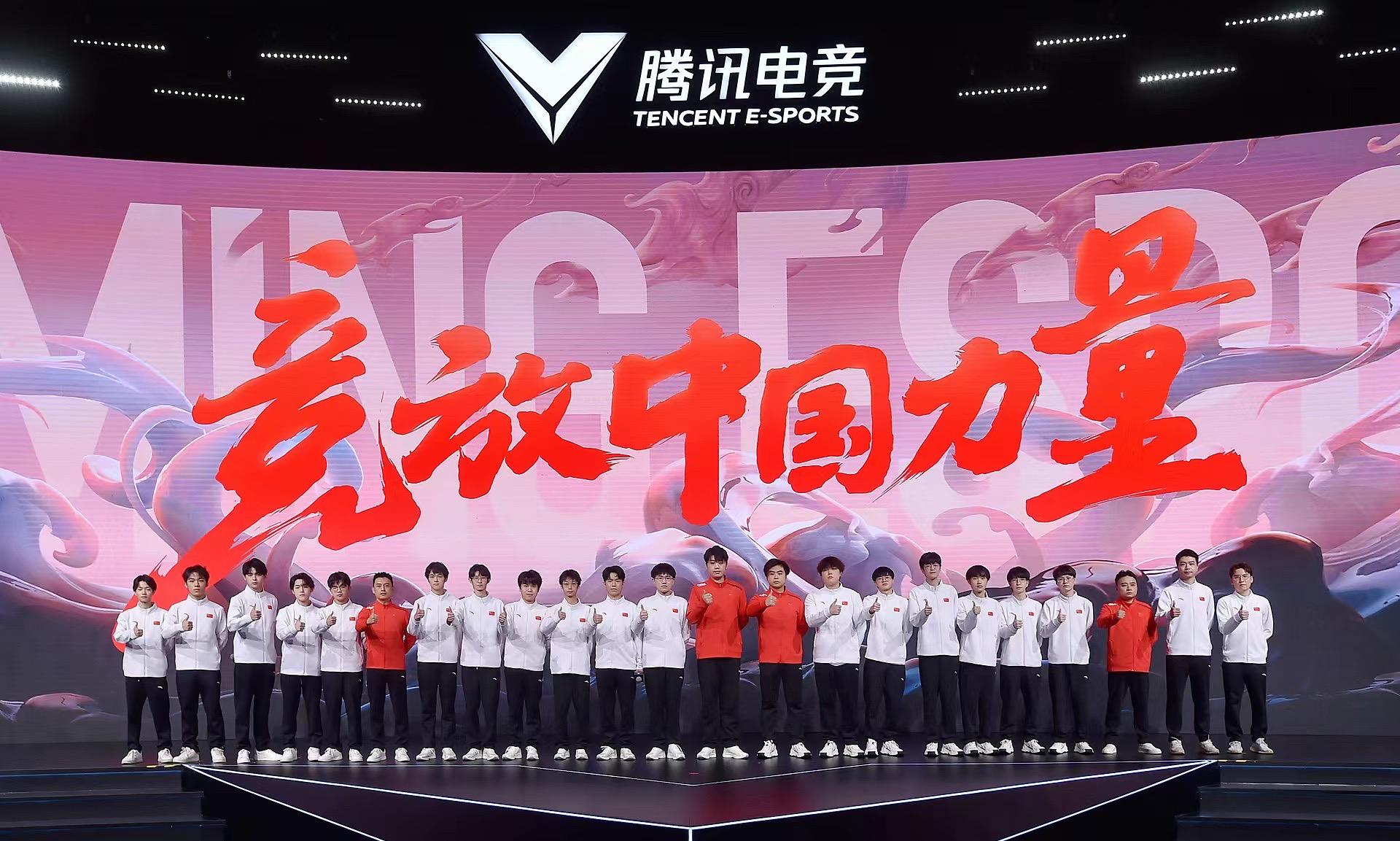 约基奇压哨绝杀电竞国家队，全场沸腾！经典一战再现传奇
